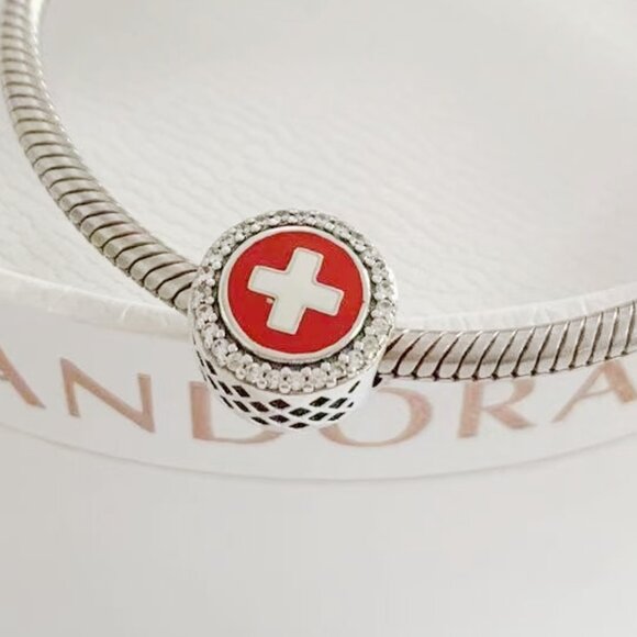 Pandora Switzerland Flag Dangle Charm Bead - Picture 1 of 3